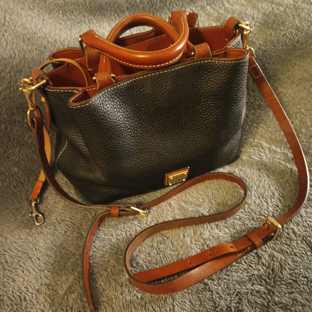 Dooney & Bourke Black Pebble Mini Barlow